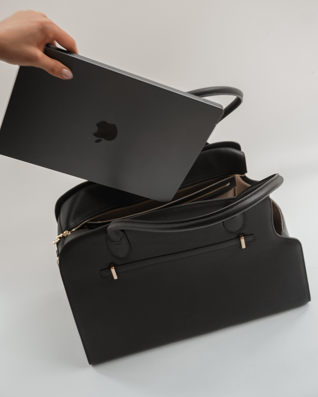By Teddy Vegan Leather Dog Carrier - Chocolate