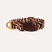 Adjustable DOGGUO dog collar with premium metal hardware.