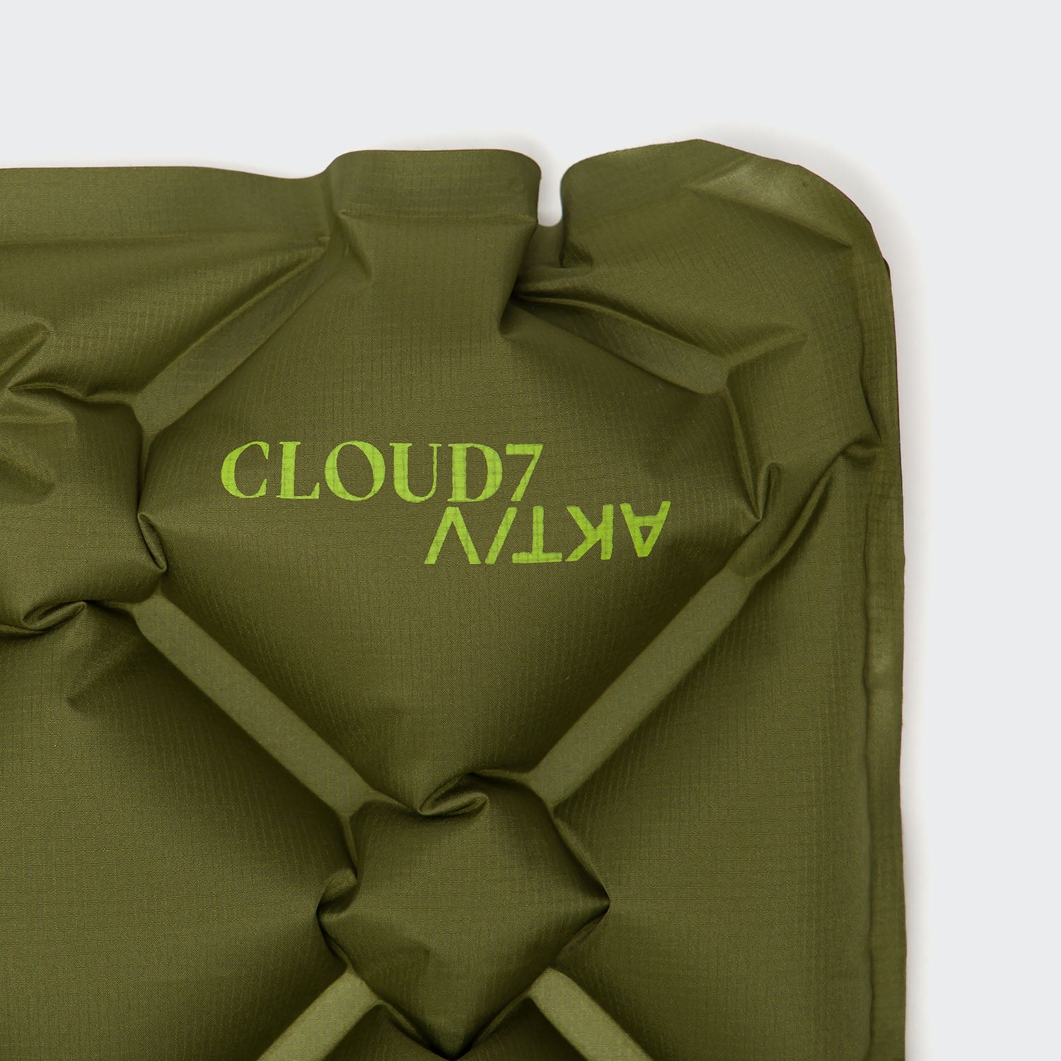 Cloud7 Dog Travel Air Mat AKTIV Khaki ideal for camping, holidays and outdoor adventures.