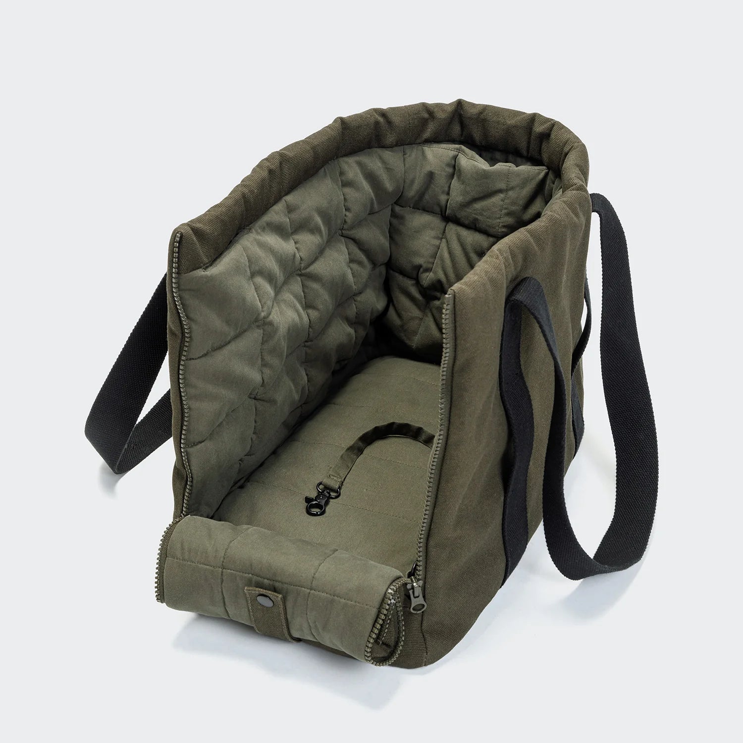 Cloud7 Dog Carrier Turin Canvas Olive designed for everyday travel, city adventures and dog-friendly outings.