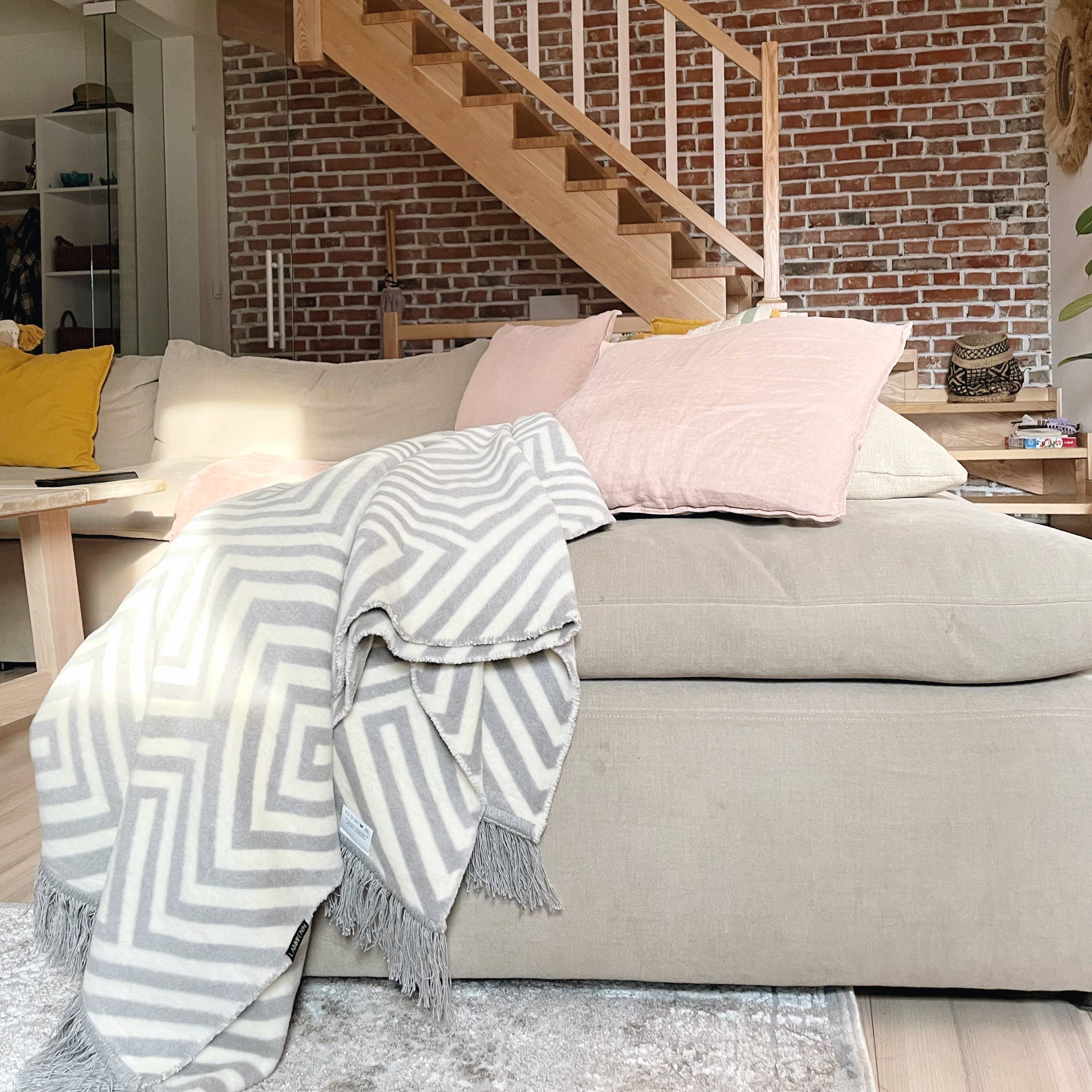 Contemporary Labbvenn home blanket for stylish dog-loving interiors.