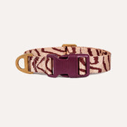 DOGGUO woven dog collar featuring a colourful ethnic-inspired pattern and adjustable fit.