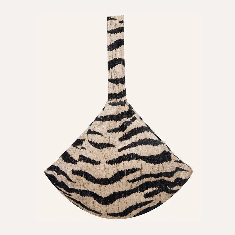 DOGGUO Zebra Dog Carrier Bag for small dogs