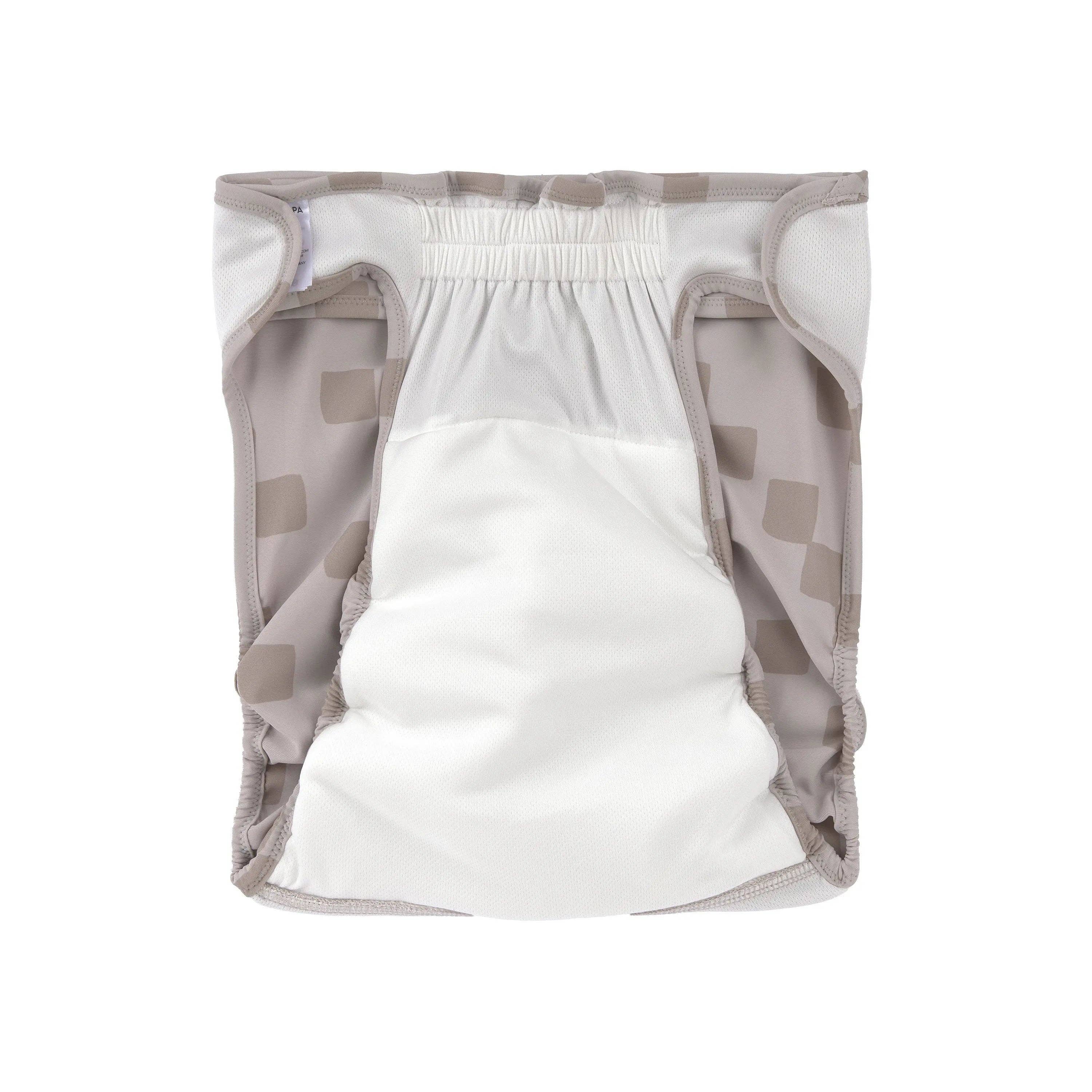 PALOPA Glan dog diaper providing hygienic protection during heat cycles and everyday wear.