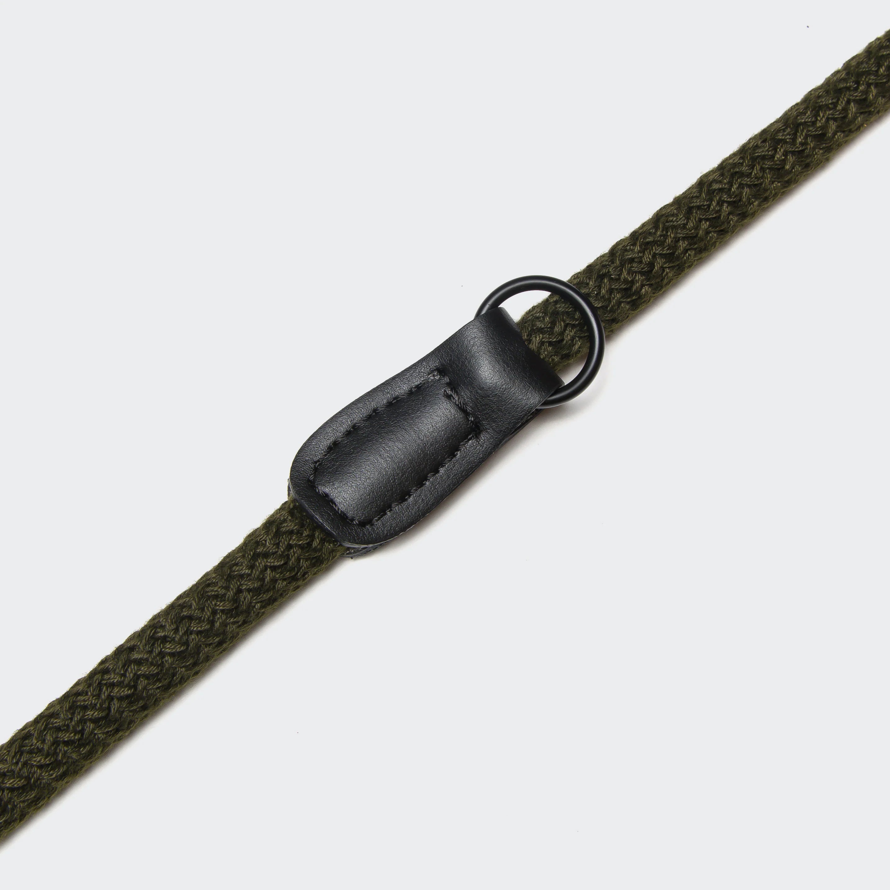 Cloud7 Slip Lead Mauerpark Olive designed for training, recall work and everyday walks.