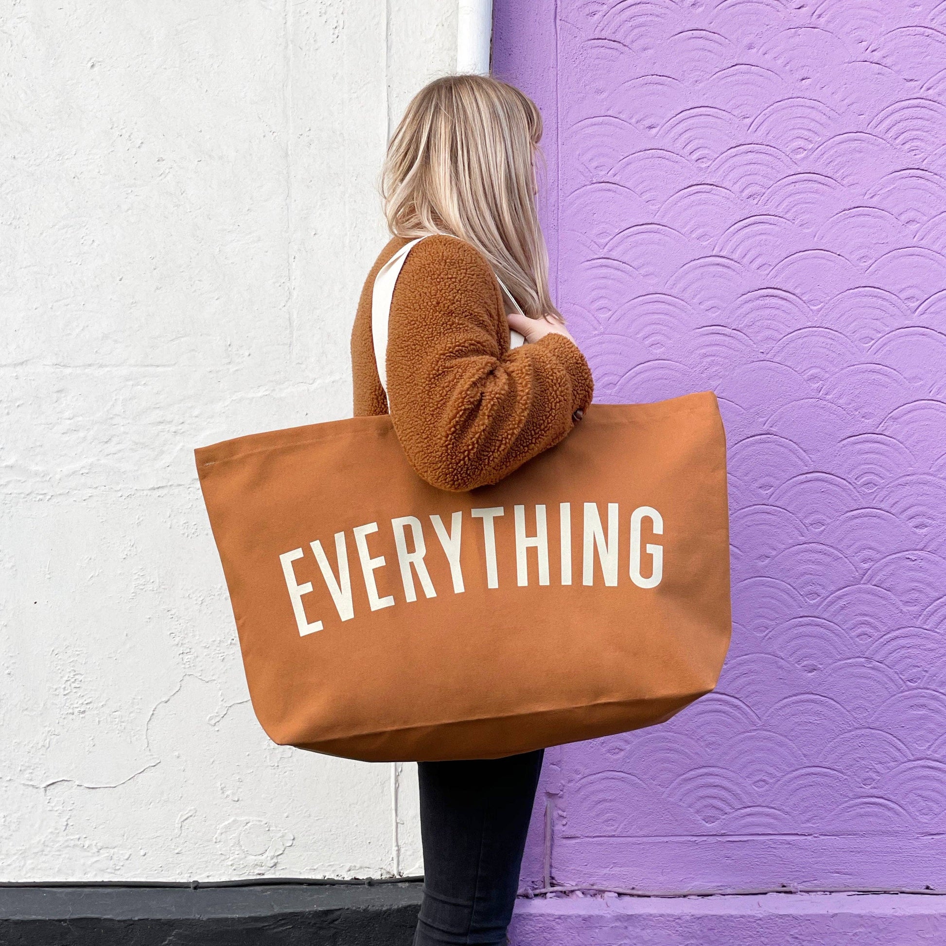 Extra-large canvas tote for carrying blankets, leads and everyday essentials.