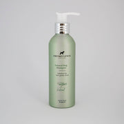 Frenky Lewis Natural Dog Shampoo Green Tea & Bergamot in a 200ml recyclable aluminium bottle.