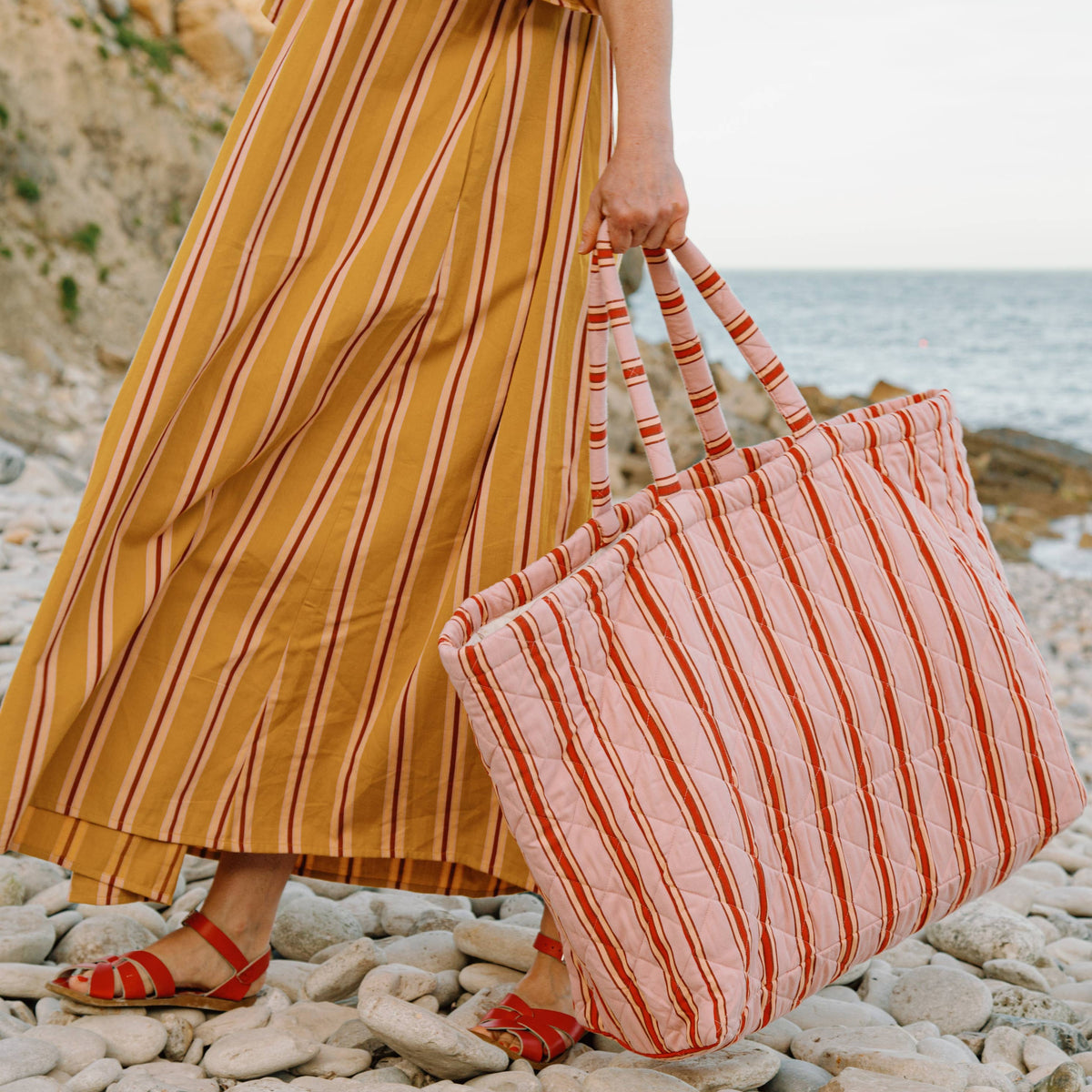 Large pink striped quilted designer tote bag by Projektityyny.
