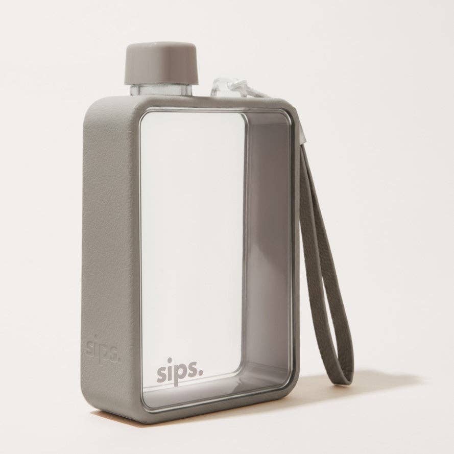 Sips Original slim 480ml reusable water bottle in Greige.