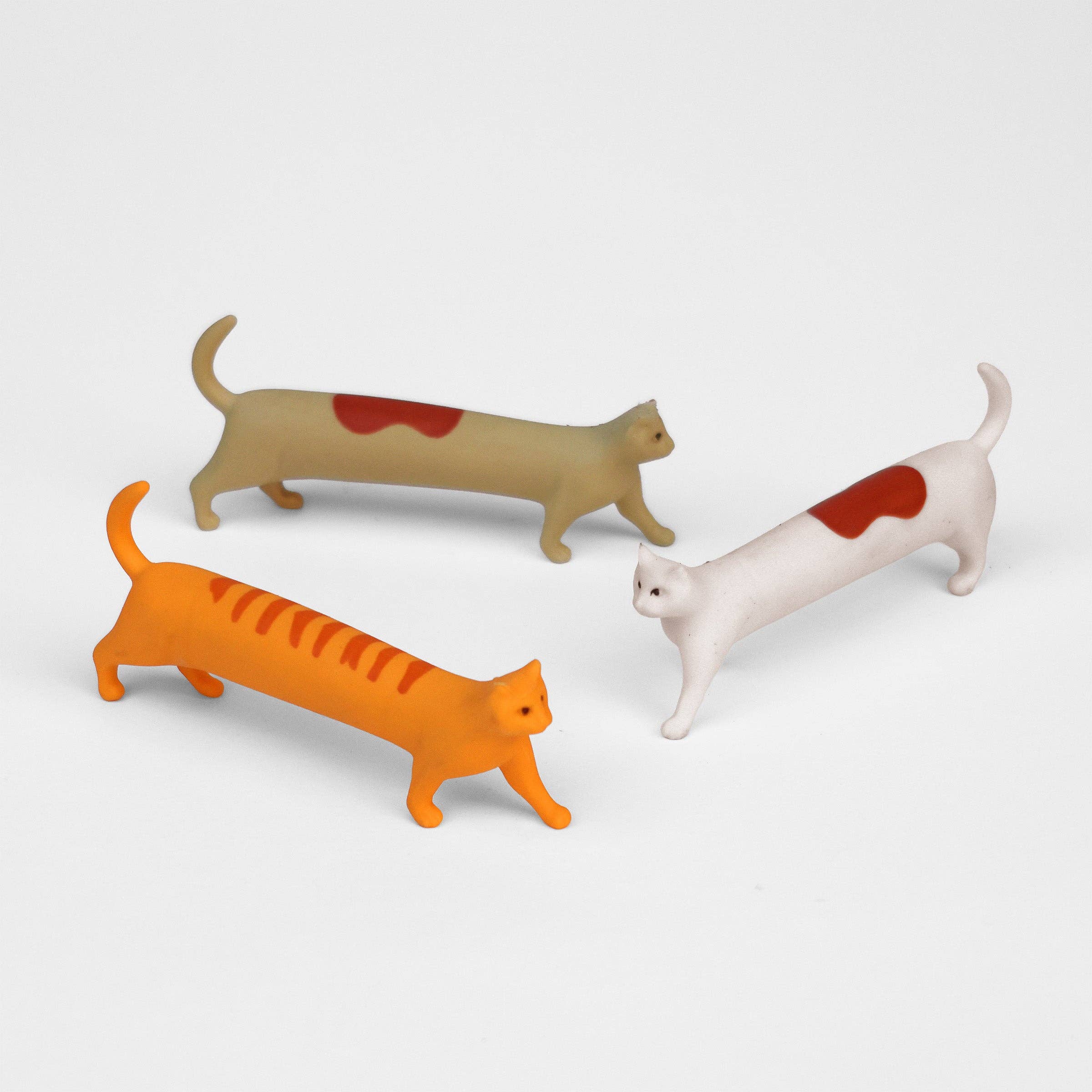 suck-uk-cat-dog-eraser-set-novelty-animal-erasers.