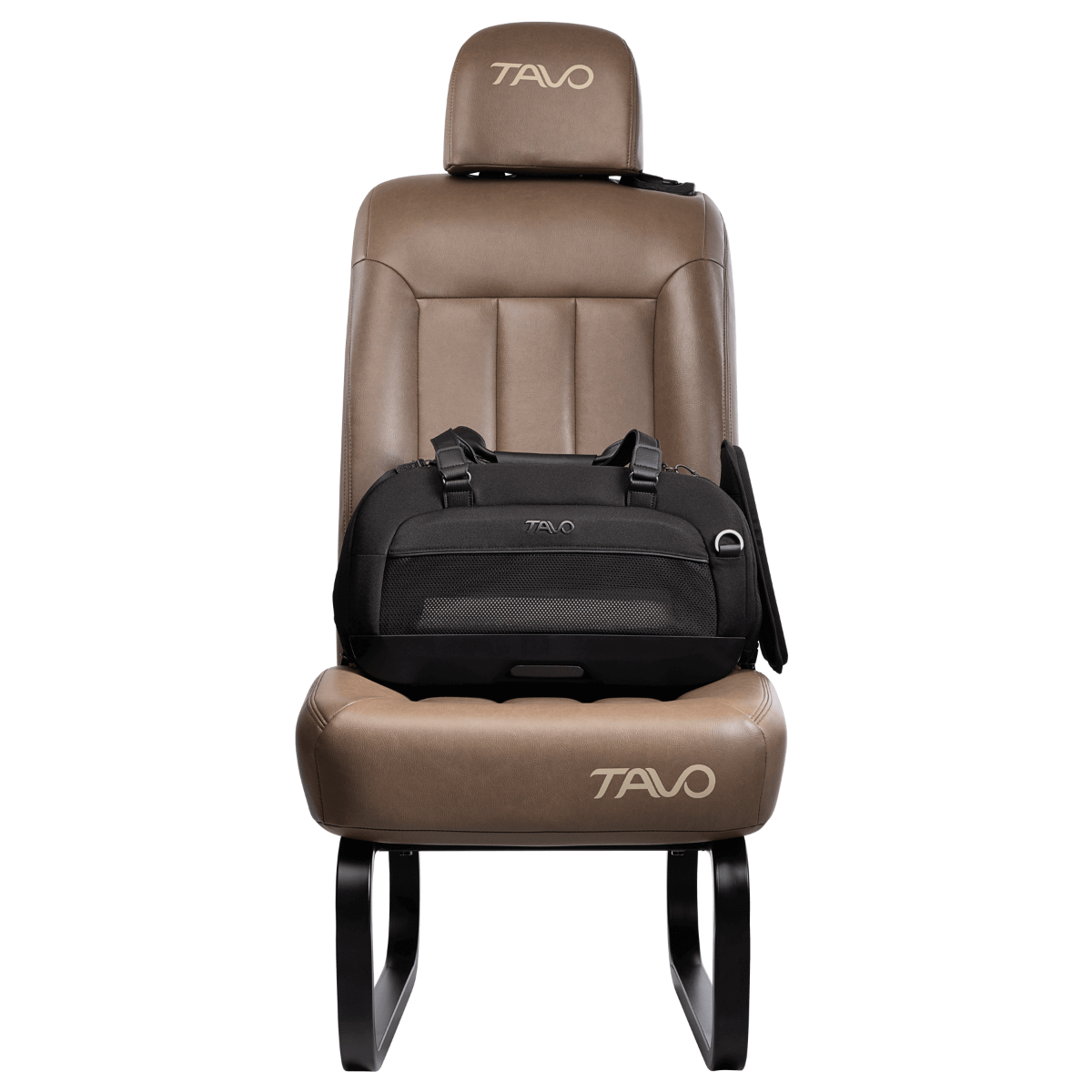 TAVO Dupree II black dog car seat with integrated ISOFIX connectors