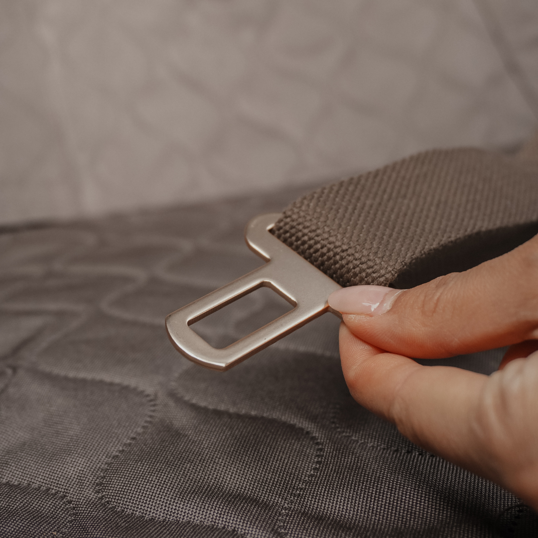 Adjustable strap detail on the BY TEDDY safety clip