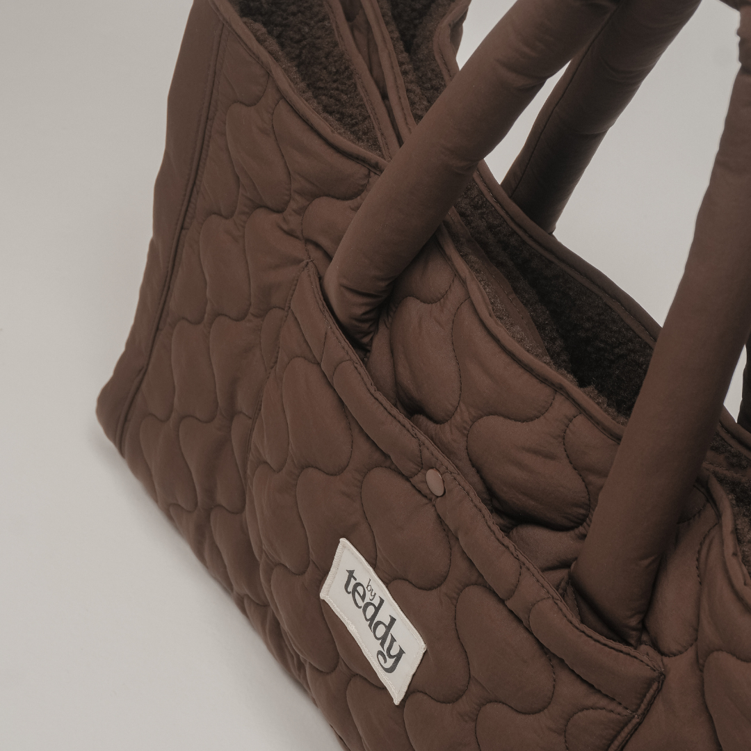 Chocolate settle mat tote styled during travel