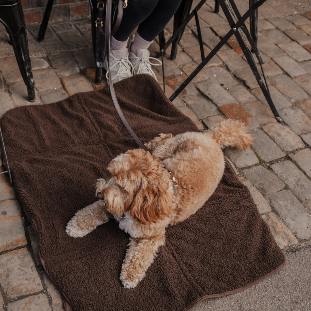 Multifunction settle mat tote bag by BY TEDDY