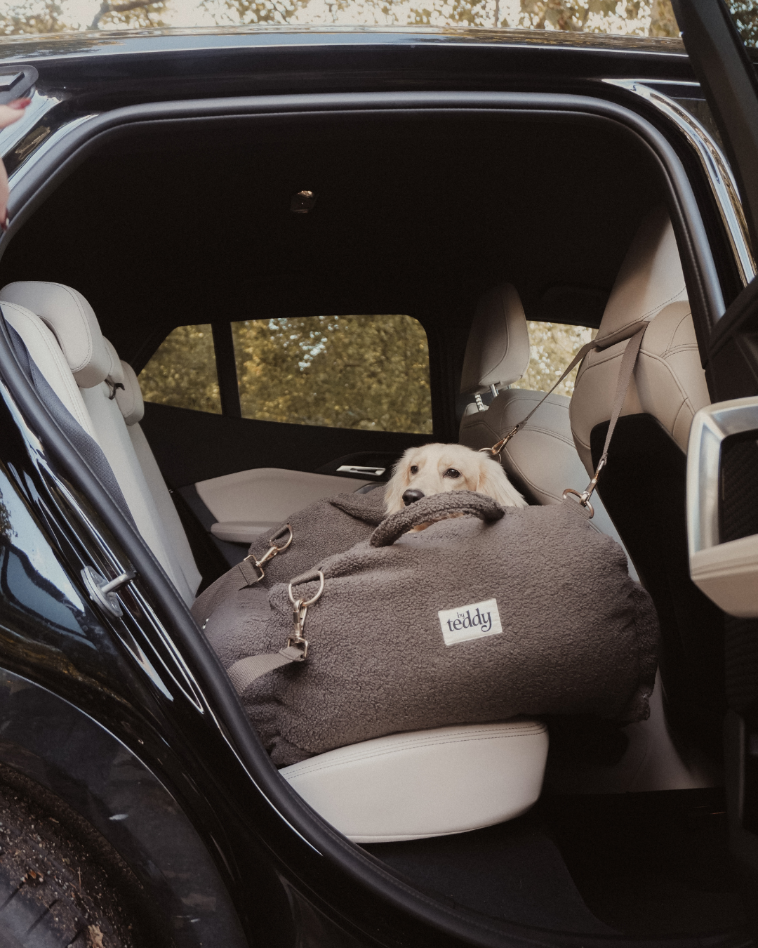 By Teddy Cosy Car Seat - Chocolate