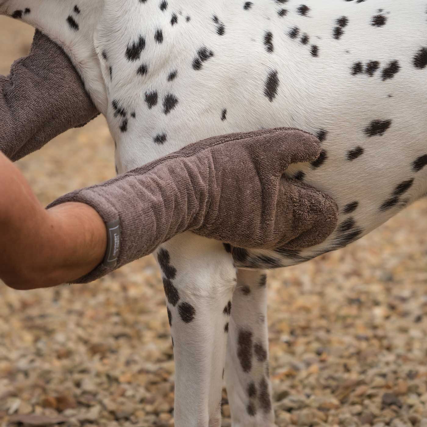 Soft bamboo mitts for drying muddy paws