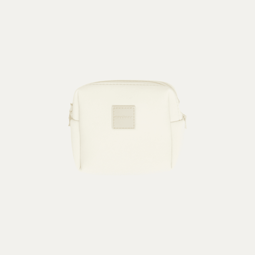 Lightweight maxbone accessory pouch
