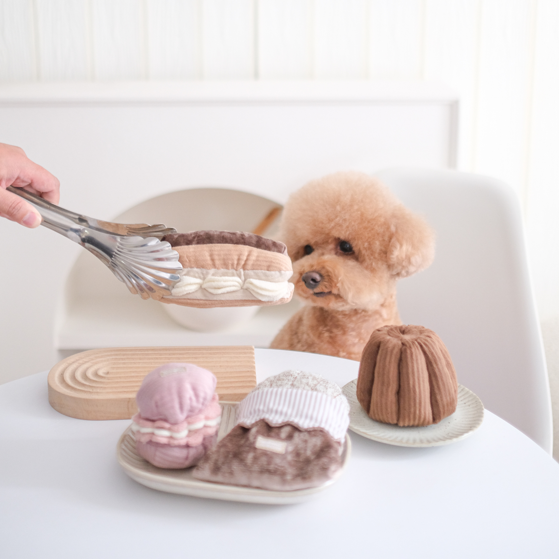 Pastry-inspired Eclair enrichment toy for dogs