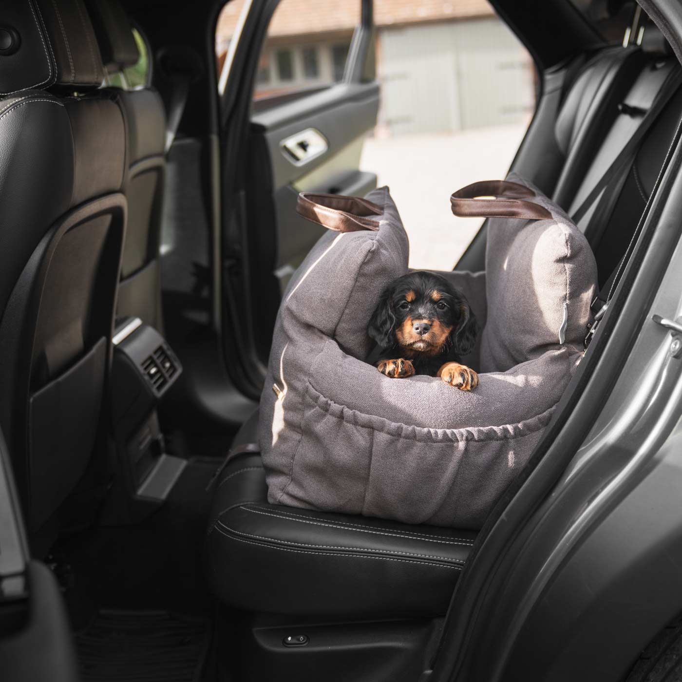 Lords & Labradors Easy Traveller Dog Car Seat Bed