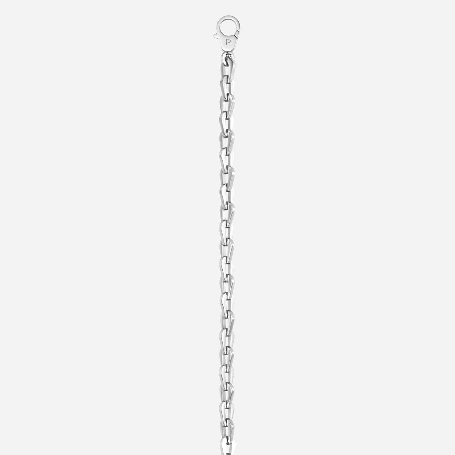 Close-up detail of The Linque Pet Collar Necklace