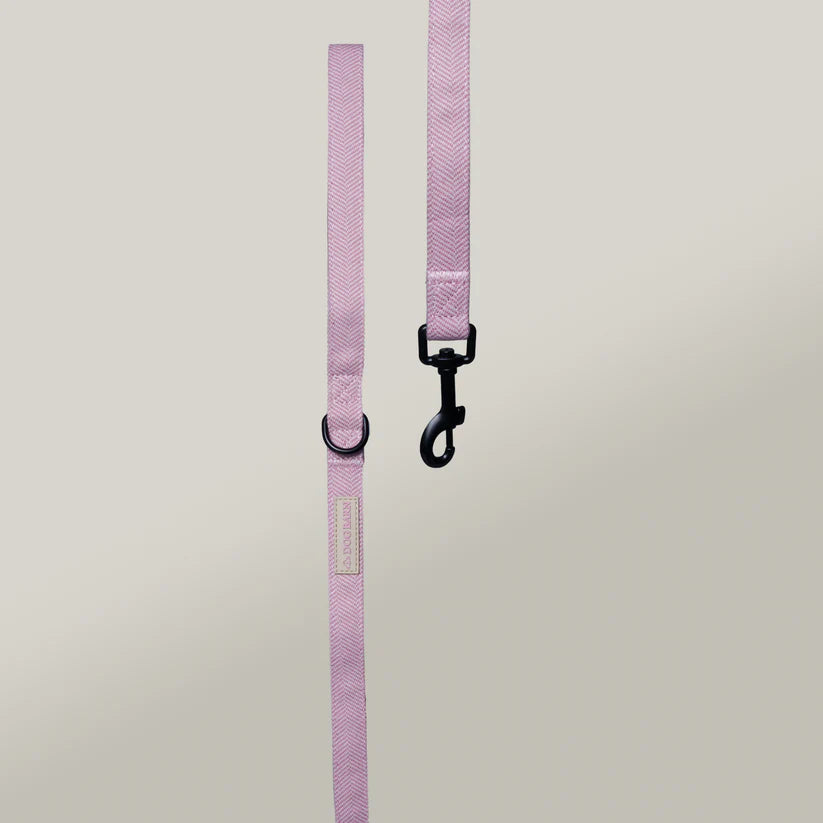Blush Petal Tweed Lead